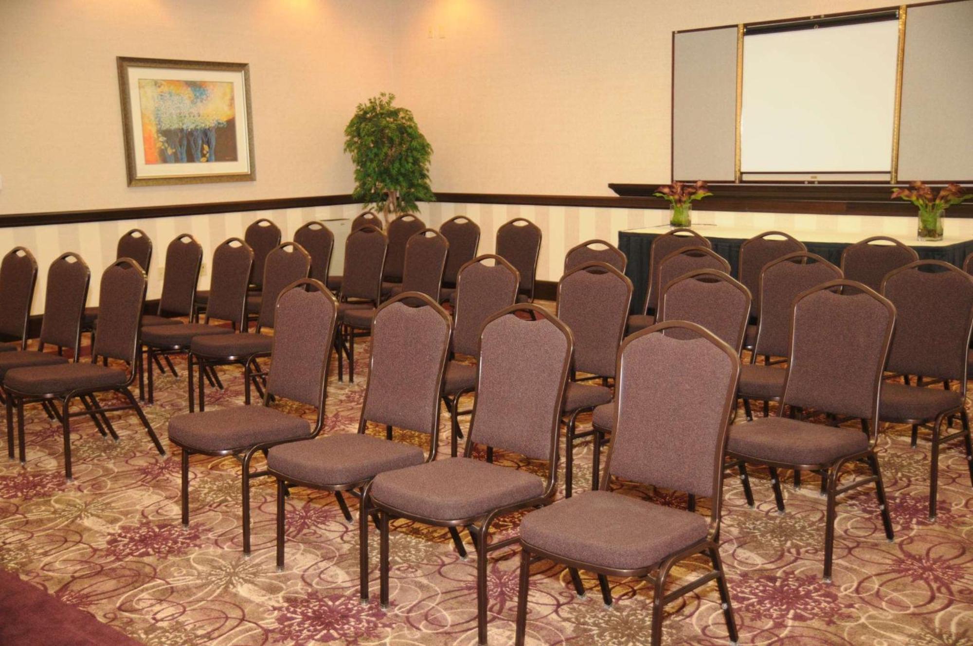 Hilton Garden Inn ניו בראונפלס מראה חיצוני תמונה
