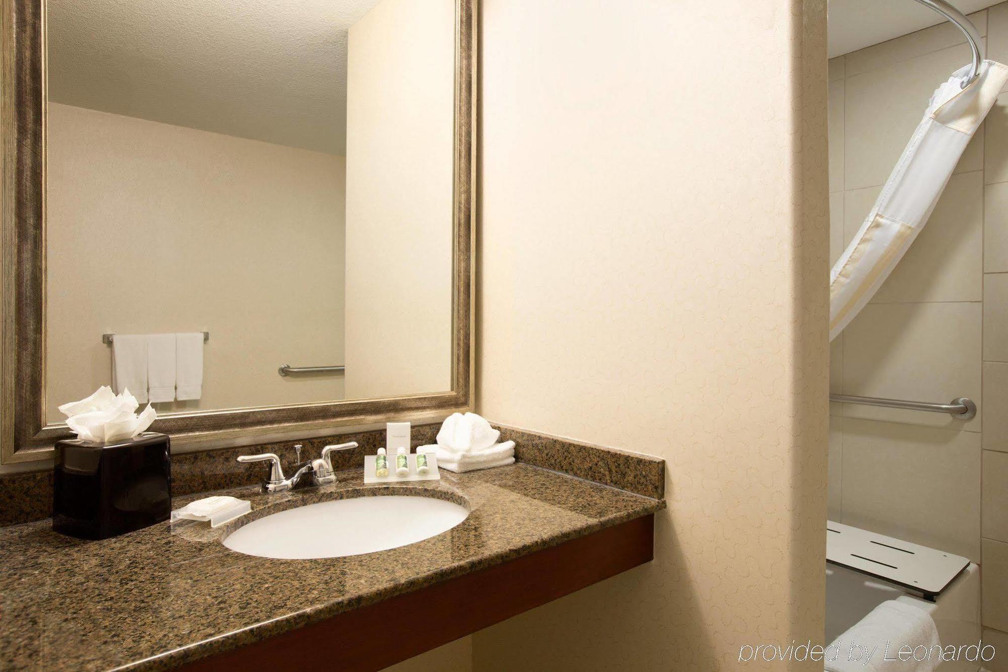 Hilton Garden Inn ניו בראונפלס מראה חיצוני תמונה