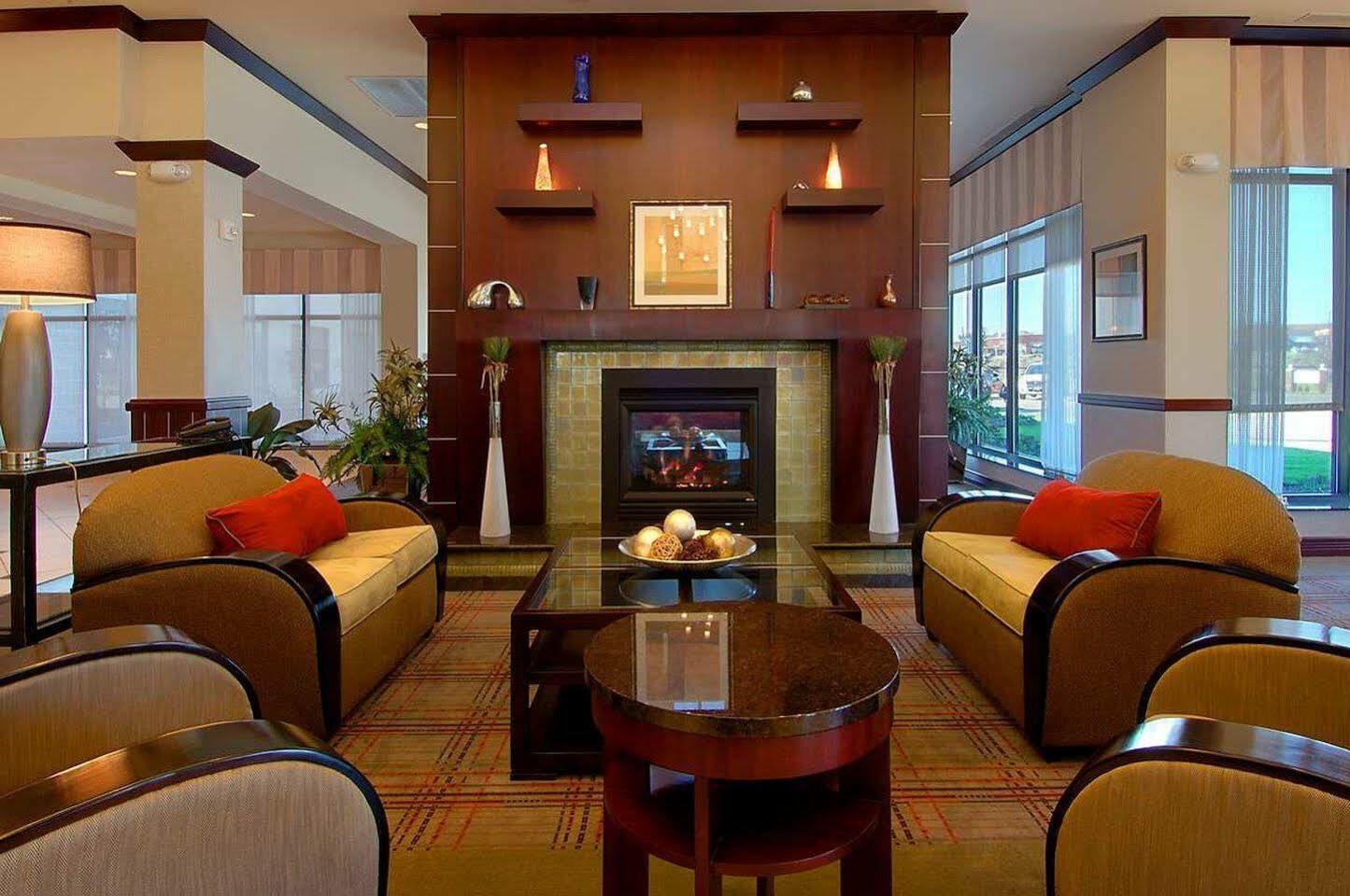 Hilton Garden Inn ניו בראונפלס מראה חיצוני תמונה